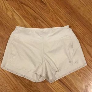 Adorable Athleta White Shorts